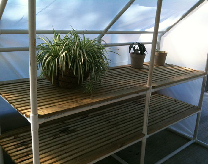 Polyethylene greenhouse shelving Polyethylene greenhouse shelving